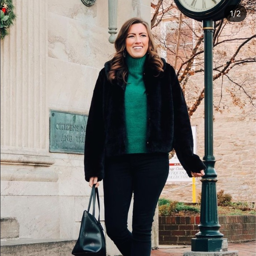 Green Express Turtleneck Sweater